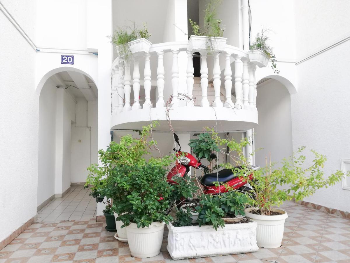 Apartment Azalea Of Budva Exterior photo